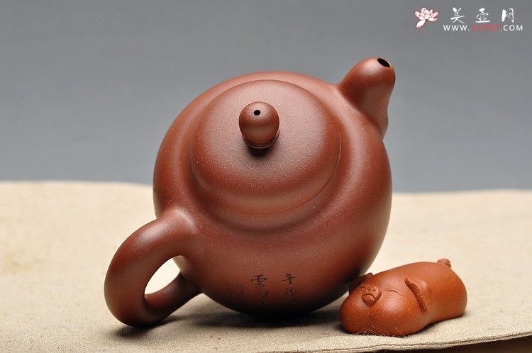 紫砂壶图片：道洪风格 敦厚可人 优质底槽青 实用精品 圆韵2 - 宜兴紫砂壶网