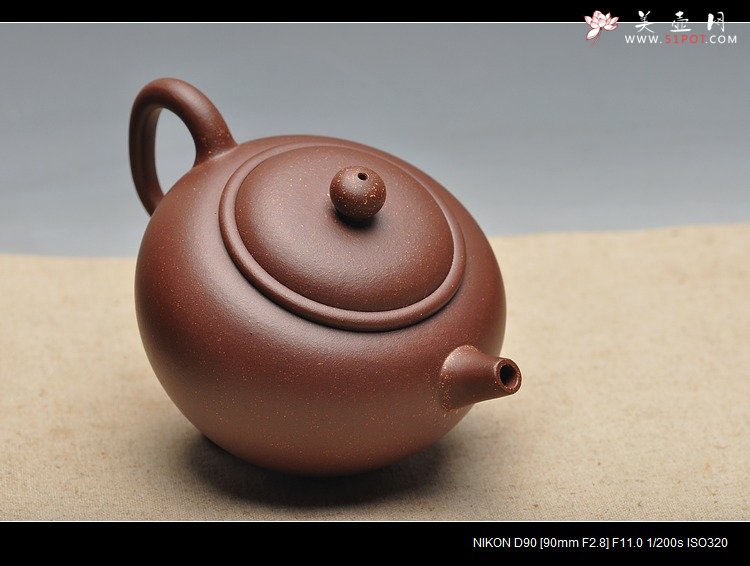 紫砂壶图片：形制古朴 饱满大气 精品亨圆  袁新强作品 - 宜兴紫砂壶网