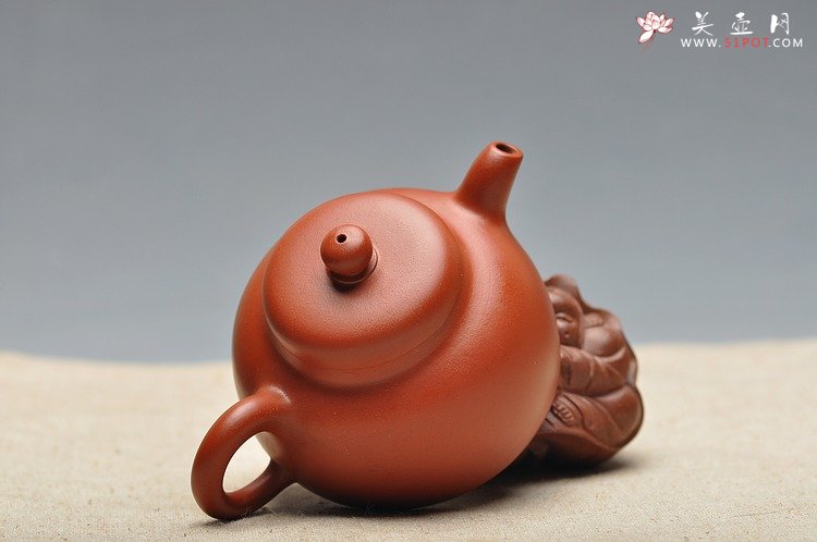 紫砂壶图片：怎一个靓字了得 逸公小品 仅1件 已出 - 宜兴紫砂壶网