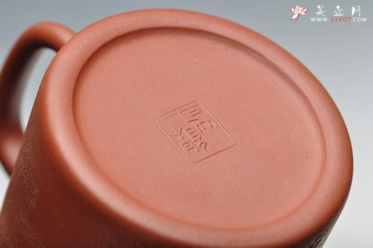 紫砂壶图片：进步之作 全手大双圈 实力作品 李彦雄通景山水装饰 - 宜兴紫砂壶网