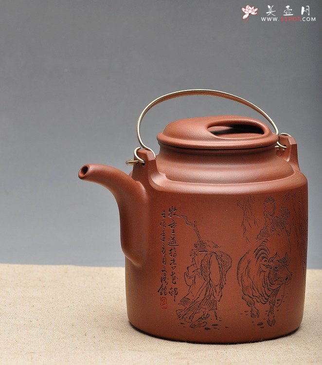 紫砂壶图片：耐品 神骏逸品 全手工洋桶 - 宜兴紫砂壶网