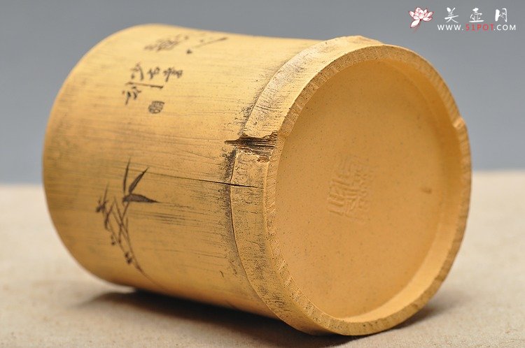 紫砂壶图片：淸韵 全手竹节笔筒  张听刚装饰 耐品雅趣 3式 - 宜兴紫砂壶网