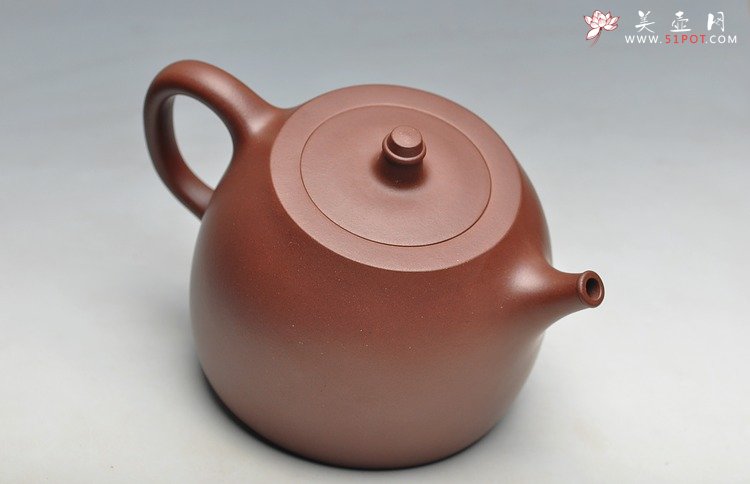 紫砂壶图片：实力派陶手郑新作品  全手玉成窑款井栏 古意 - 宜兴紫砂壶网