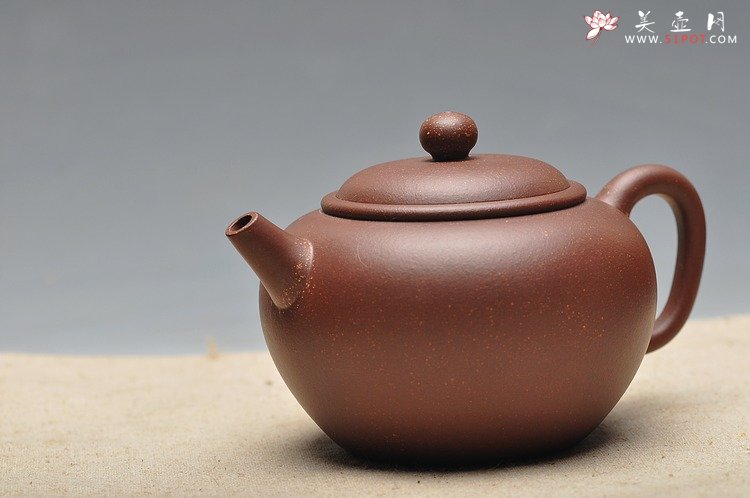 紫砂壶图片：形制古朴 饱满大气 精品亨圆  袁新强作品 - 宜兴紫砂壶网