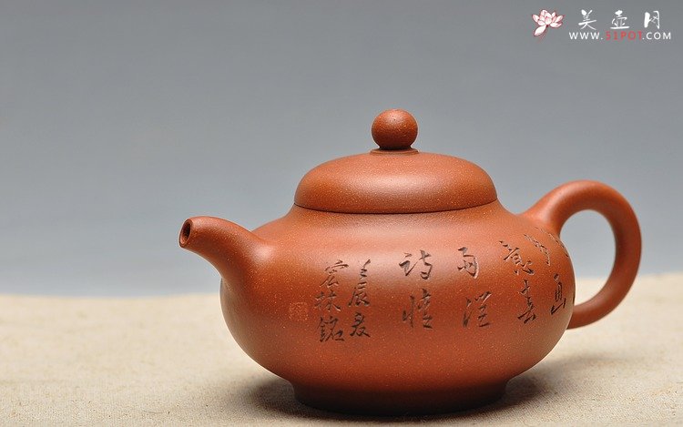 紫砂壶图片：国工师陈宏林装饰 端庄典雅  全手华颖 - 宜兴紫砂壶网