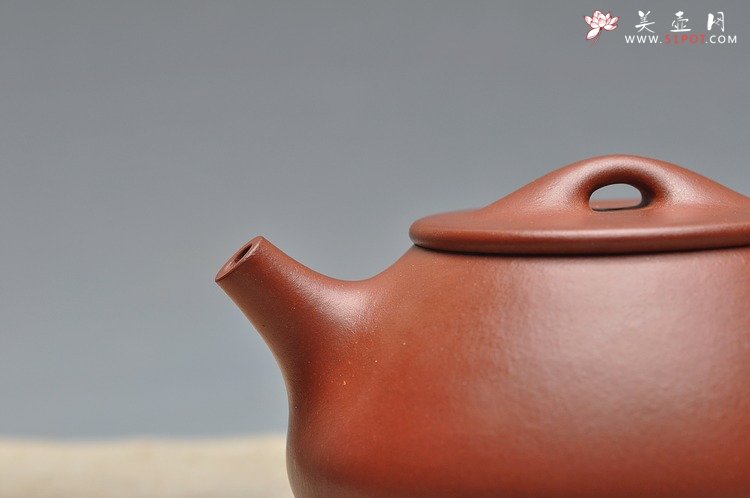 紫砂壶图片：非常纯的地槽青 进步斐然 劲道 精品满瓢 全手工 - 宜兴紫砂壶网