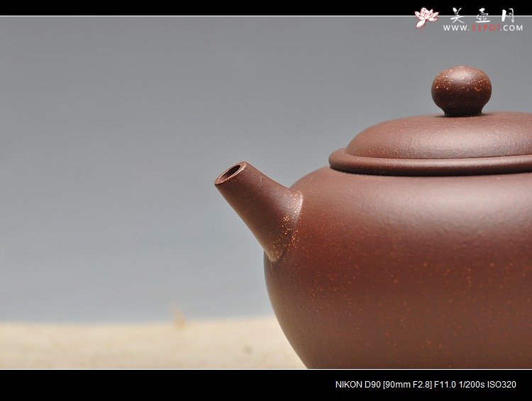 紫砂壶图片：形制古朴 饱满大气 精品亨圆  袁新强作品 - 宜兴紫砂壶网