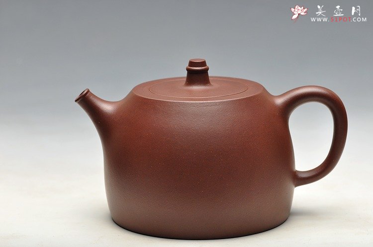 紫砂壶图片：实力派陶手郑新作品  全手玉成窑款井栏 古意 - 宜兴紫砂壶网