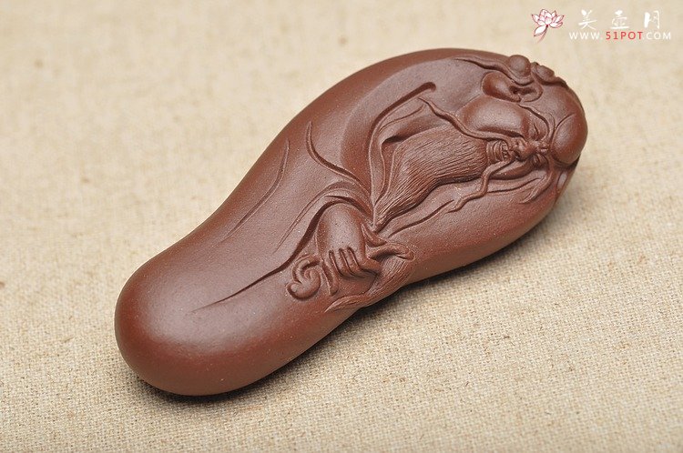 紫砂壶图片：如意手把件 做工精细 把玩 长8.4cm - 宜兴紫砂壶网