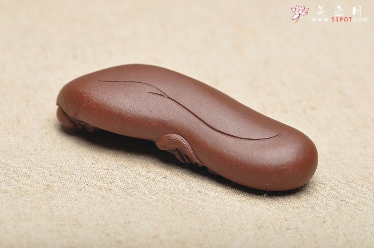 紫砂壶图片：如意手把件 做工精细 把玩 长8.4cm - 宜兴紫砂壶网