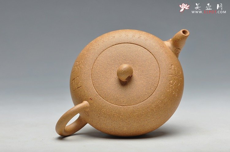 紫砂壶图片：一对小品 实用茶器 如意心经 - 宜兴紫砂壶网