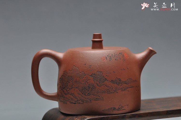 紫砂壶图片：通景山水 丰润挺拔 全手汉铎 优质地槽青   - 宜兴紫砂壶网