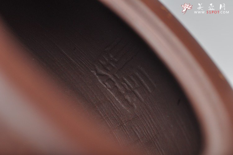 紫砂壶图片：原创作品 舒展淡雅  全手花好月圆 - 宜兴紫砂壶网