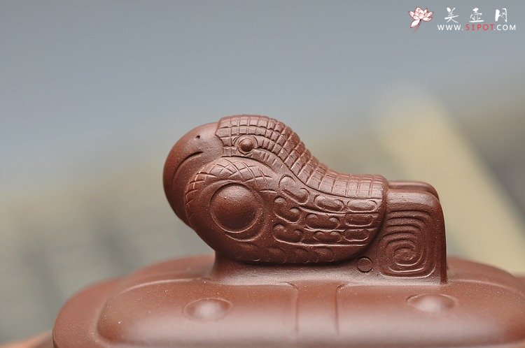 紫砂壶图片：经典代表作 盔甲 - 宜兴紫砂壶网