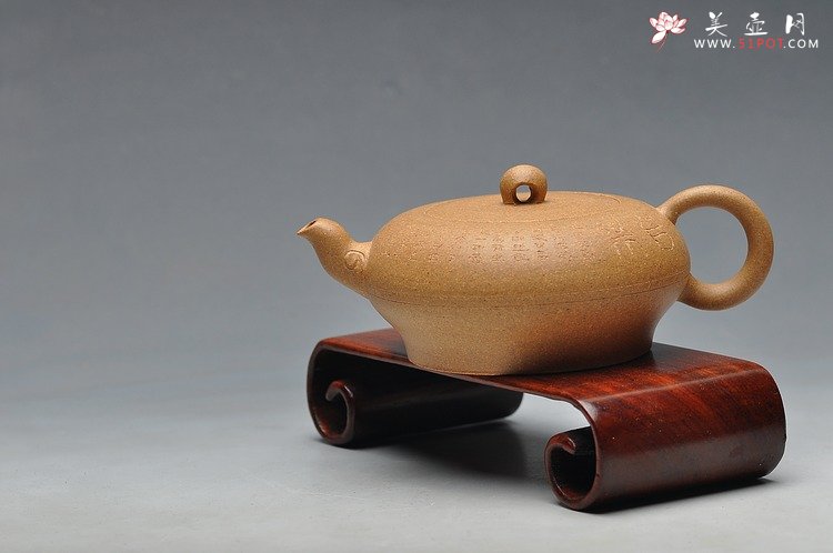 紫砂壶图片：一对小品 实用茶器 如意心经 - 宜兴紫砂壶网