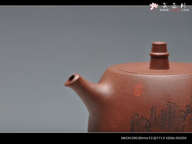 紫砂壶图片：通景山水 丰润挺拔 全手汉铎 优质地槽青   - 宜兴紫砂壶网