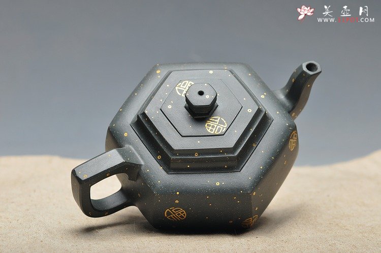 紫砂壶图片：经典墨绿泥 满金福 器形优雅 泥色别致 全手中雪华 - 宜兴紫砂壶网