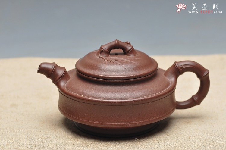 紫砂壶图片：羊脂紫泥 精神 贴叶细腻挺拔 双线竹鼓 - 宜兴紫砂壶网