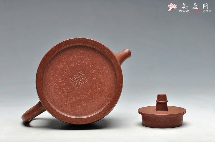 紫砂壶图片：通景山水 丰润挺拔 全手汉铎 优质地槽青   - 宜兴紫砂壶网