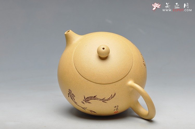 紫砂壶图片：本山绿 饱满可趣 经典西施 - 宜兴紫砂壶网