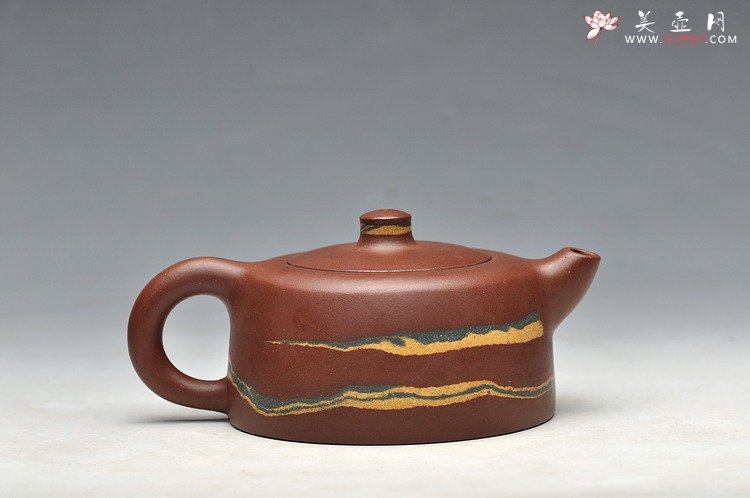 紫砂壶图片：敦厚可人 实用精品 小天际 优质老拼紫 双色绞泥 - 宜兴紫砂壶网