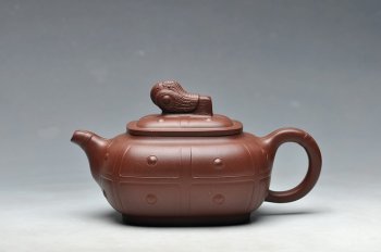 紫砂壶图片：经典代表作 盔甲 - 宜兴紫砂壶网