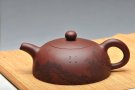 紫砂壶图片：实力体现 全手难度 大半月 通景山水 精品 - 宜兴紫砂壶网