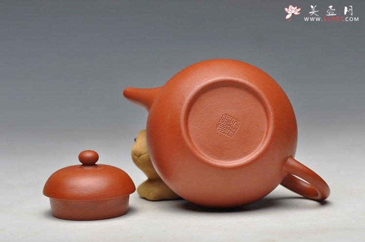 紫砂壶图片：造型别致 流很有老味 全手明韵2 - 宜兴紫砂壶网