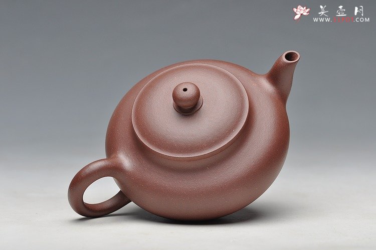 紫砂壶图片：线条流畅 实用小品 雅韵 - 宜兴紫砂壶网