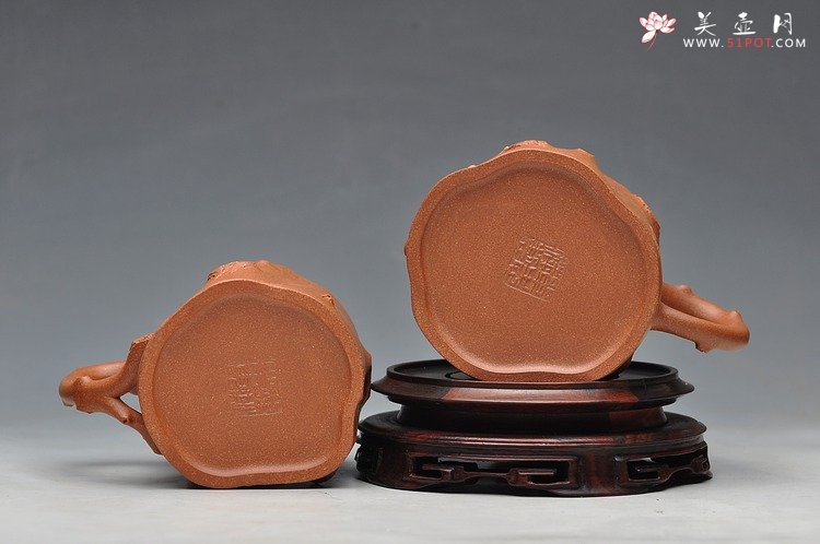 紫砂壶图片：全手立体梅花单杯 一对 - 宜兴紫砂壶网