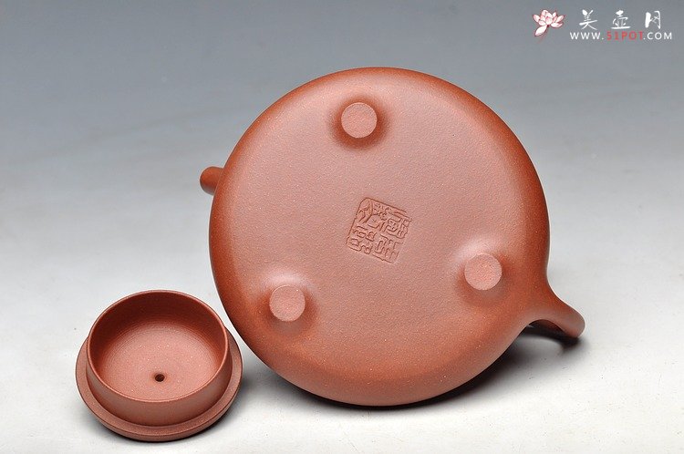 紫砂壶图片：值得期待的实力陶手 张听刚装饰 全手子冶石瓢 进步看得见 - 宜兴紫砂壶网