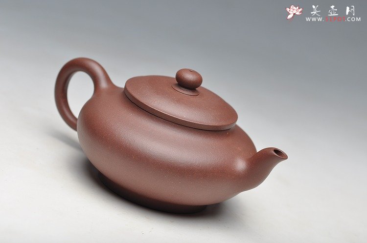 紫砂壶图片：线条流畅 实用小品 雅韵 - 宜兴紫砂壶网