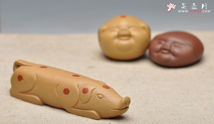 紫砂壶图片：小猪乐园o(∩_∩)o  - 宜兴紫砂壶网