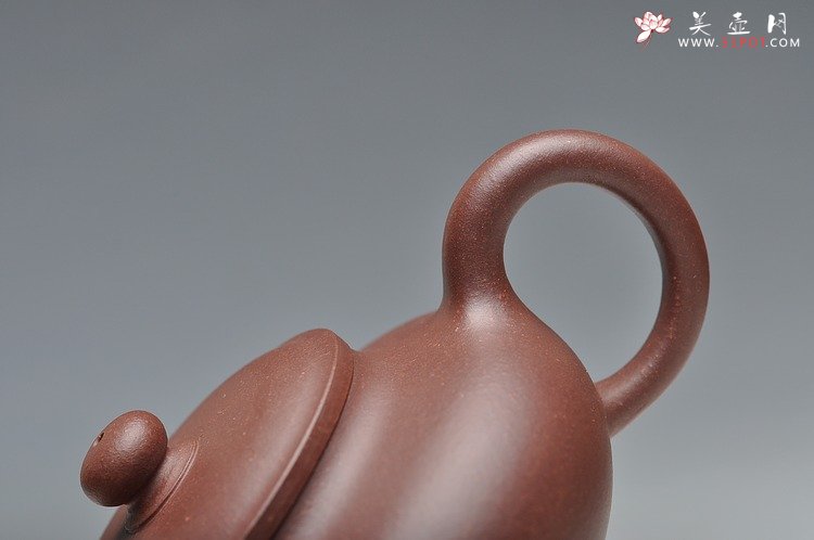 紫砂壶图片：线条流畅 实用小品 雅韵 - 宜兴紫砂壶网