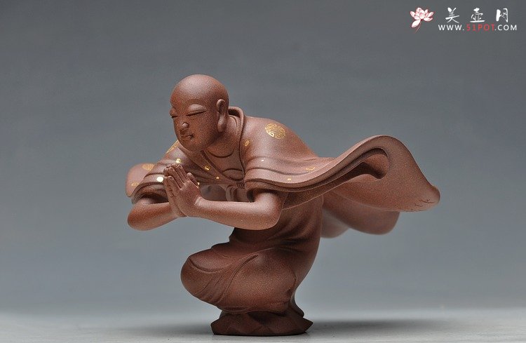 紫砂壶图片： 范志峰最新作品描金蓬莱 衣有凌虚之韵，容有出尘之想 - 宜兴紫砂壶网