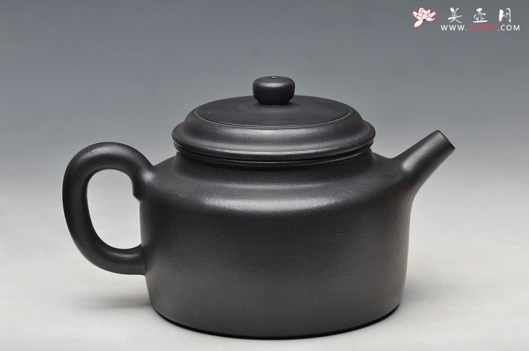 紫砂壶图片：王者归来 万阗阗最新全手力作 大亨德中 浑厚大气 - 宜兴紫砂壶网