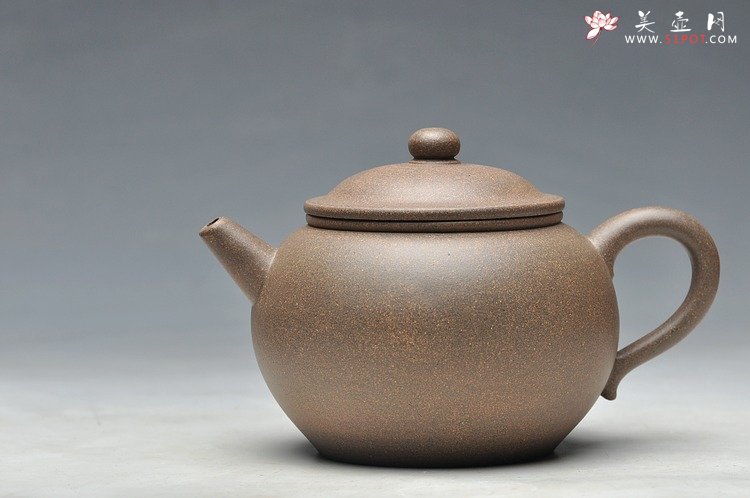 紫砂壶图片：拙朴古雅 传统耐品 杀茶利器 全手拙古 - 宜兴紫砂壶网