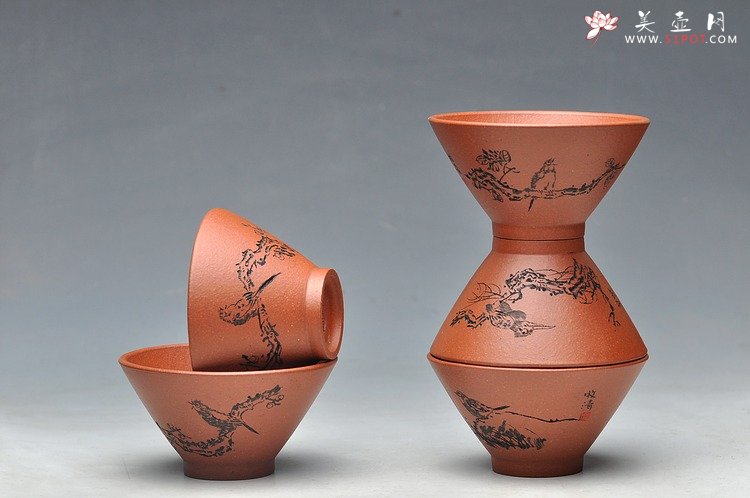 紫砂壶图片：八大风格之 高温小红泥圆亭杯 降坡泥斗笠杯 - 宜兴紫砂壶网