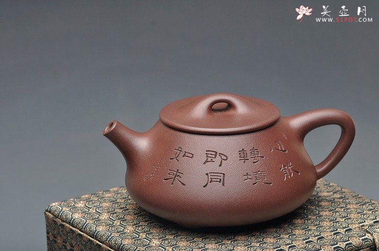 紫砂壶图片：墨生装饰 全手中石瓢 许国卫代表器形 - 宜兴紫砂壶网