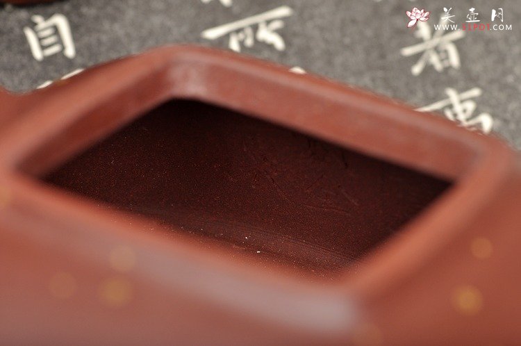 紫砂壶图片：另一种味道 力道与可爱交融 全手福灵 - 宜兴紫砂壶网