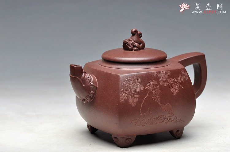 紫砂壶图片：闲然别致 生动可爱 鱼龙壶 - 宜兴紫砂壶网