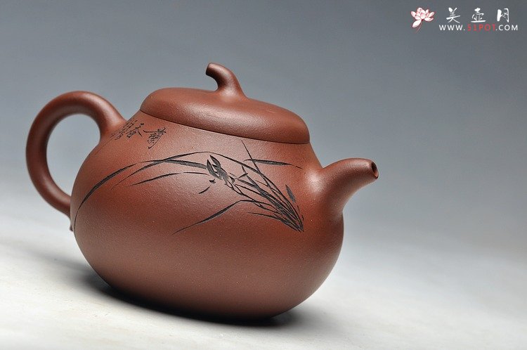 紫砂壶图片：清新可爱 香兰馥郁 茄段 一捺底 - 宜兴紫砂壶网