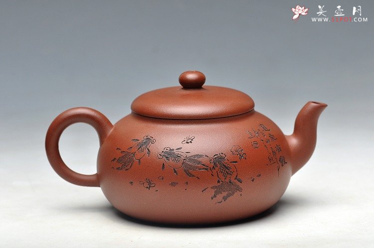 紫砂壶图片：曲线优美 古朴静雅 半月壶 - 宜兴紫砂壶网