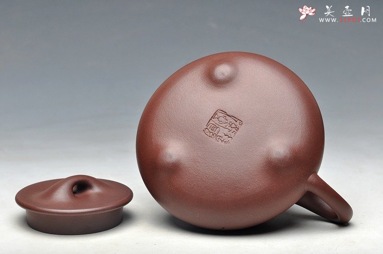 紫砂壶图片：墨生装饰 全手中石瓢 许国卫代表器形 - 宜兴紫砂壶网