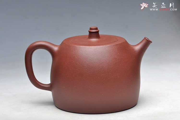 紫砂壶图片：国助工和石装饰 古韵悠长 全手汉铎 - 宜兴紫砂壶网