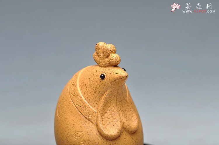 紫砂壶图片：大吉大利 精工细作 最新造型 - 宜兴紫砂壶网