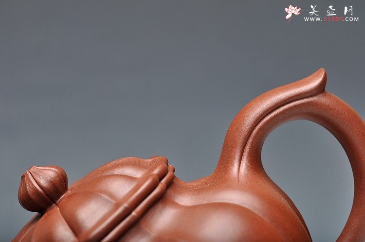 紫砂壶图片：线条流畅 清美之作 筋纹笑樱 - 宜兴紫砂壶网