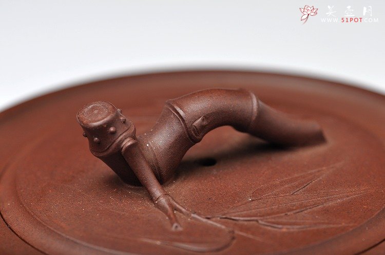 紫砂壶图片：方圆堂实力派 许嘉年 全手一段竹 - 宜兴紫砂壶网