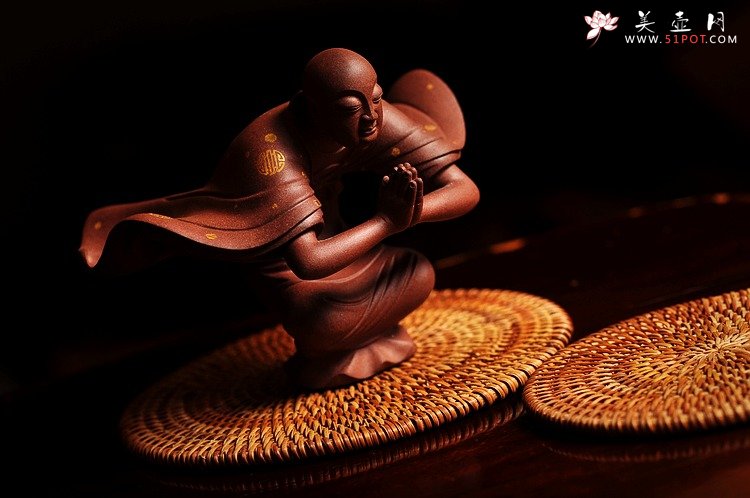 紫砂壶图片：非常精美的茶壶垫 茶道专用 11.11你懂的 - 宜兴紫砂壶网