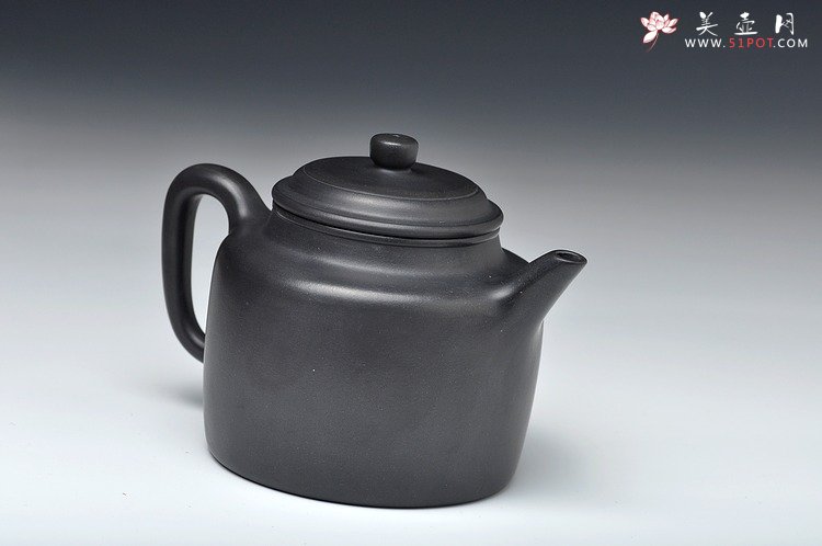 紫砂壶图片：万阗阗近作 气势雄壮全手精品剑流高德中 大亨遗韵 - 宜兴紫砂壶网